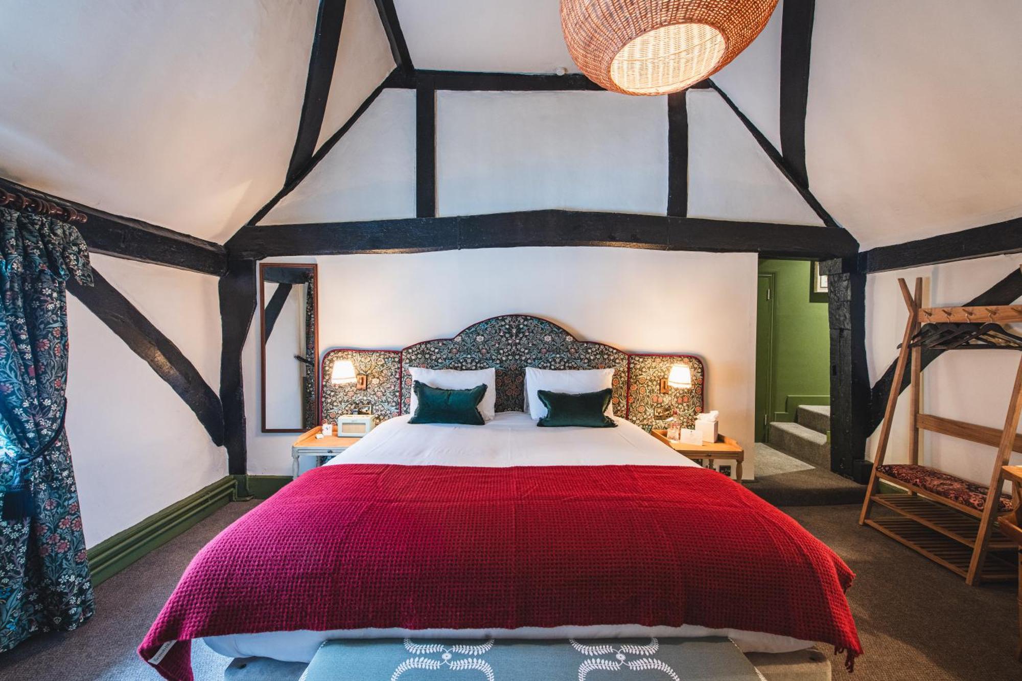 Bel And The Dragon-Odiham Otel Dış mekan fotoğraf